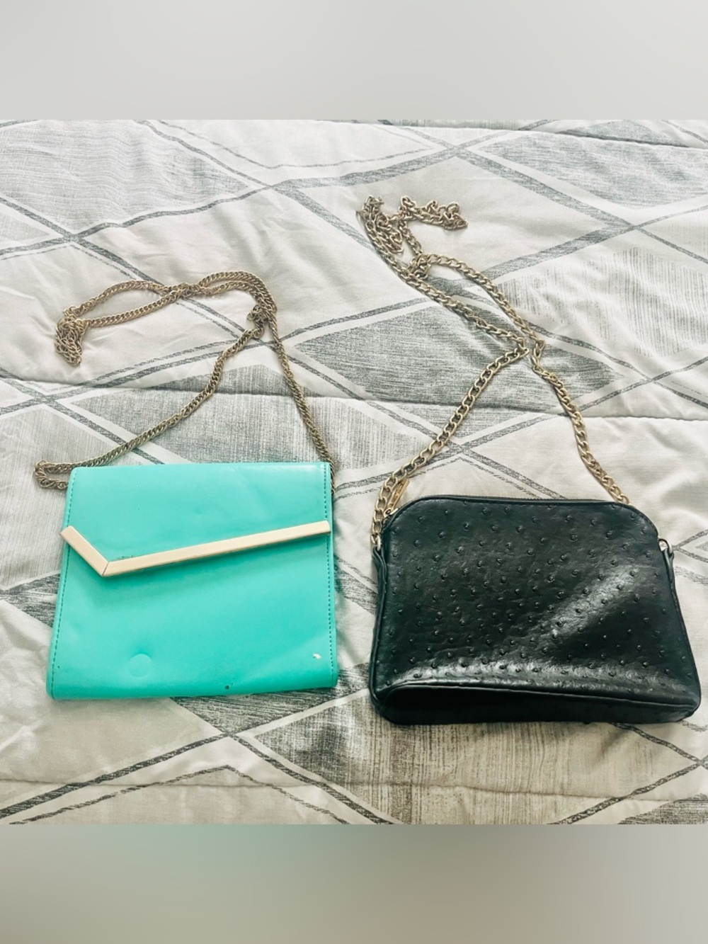 Bundle of two purses